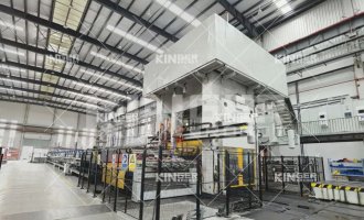 【产品动态】“汽车减重利器”，，，，利来最给利的老牌机械人打造高强钢热成形生产线，，，，为你赋能增效！